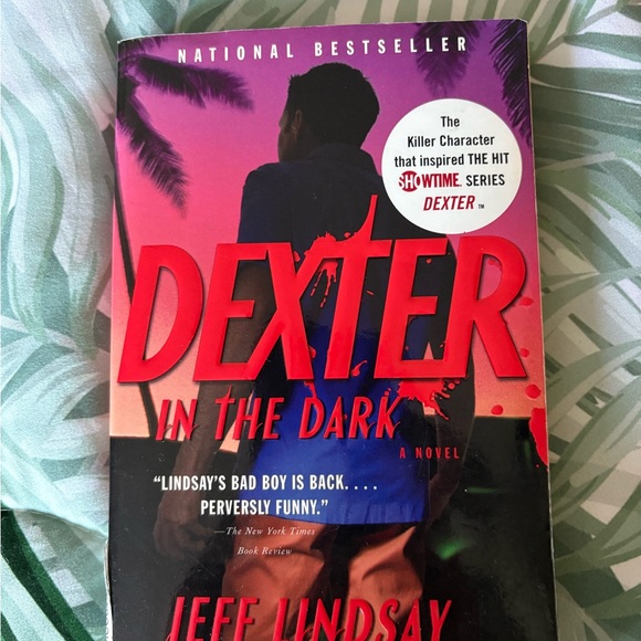 Dexter in the Dark Book 3 - Picture 1 of 2